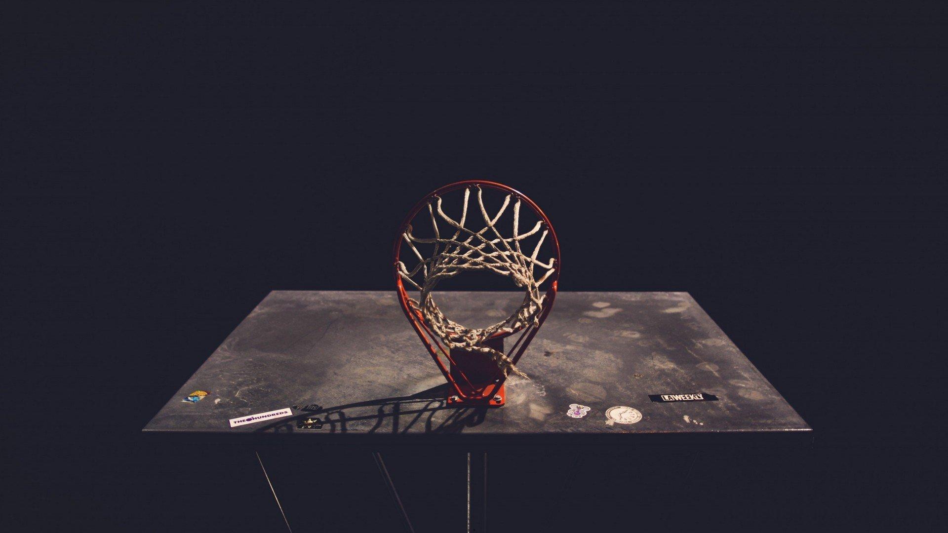 范戴克赛后直言刻骨铭心之败,全队誓言深度反思寻回胜利之路