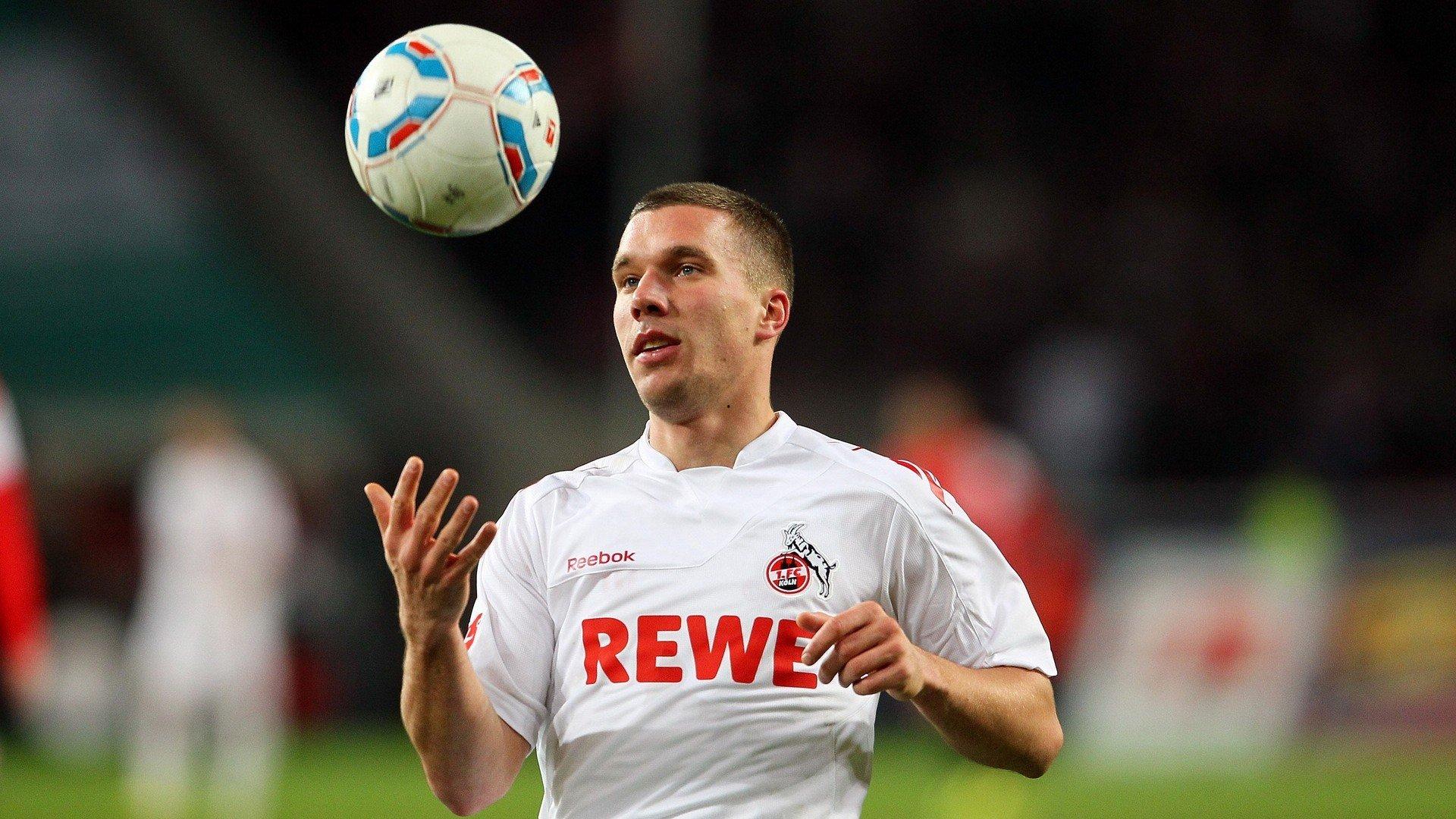 家庭连遭重击！35岁德甲旧将含泪告别绿茵，职业生涯尾声曾与中超擦肩