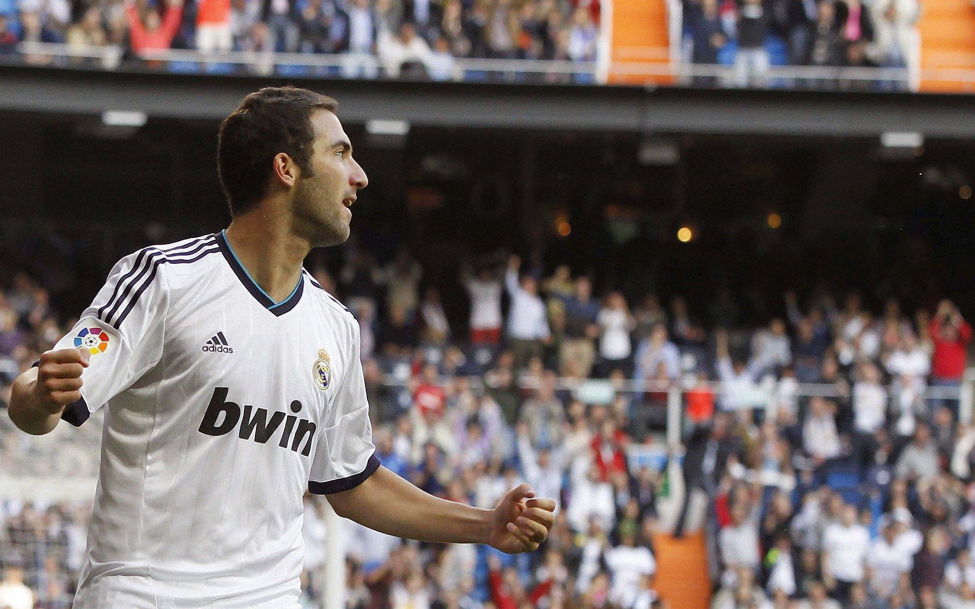 罗马锁定齐尔克泽，转会成败系于球员与卡里克态度